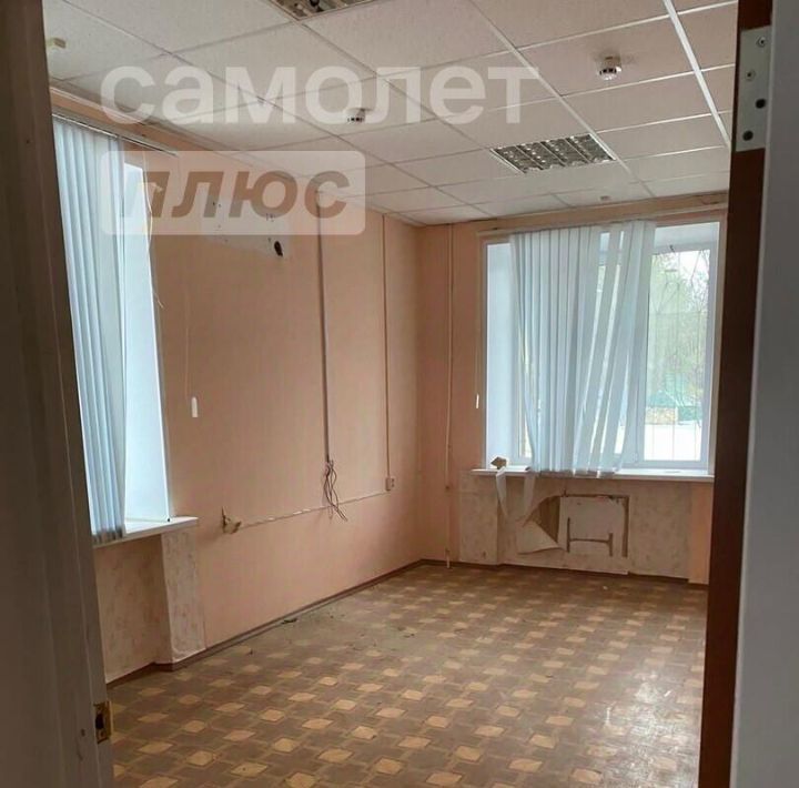 офис р-н Альметьевский г Альметьевск ул Гагарина 3 фото 2