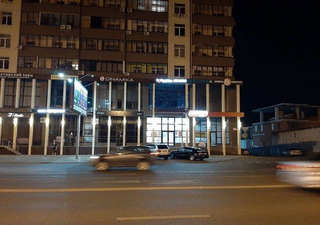 торговое помещение р-н Центральный ул Ленина 43 фото