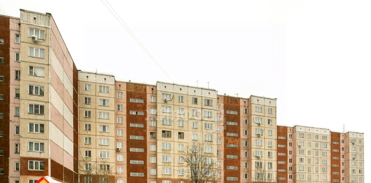 квартира г Барнаул р-н Ленинский ул Юрина 182 фото 1