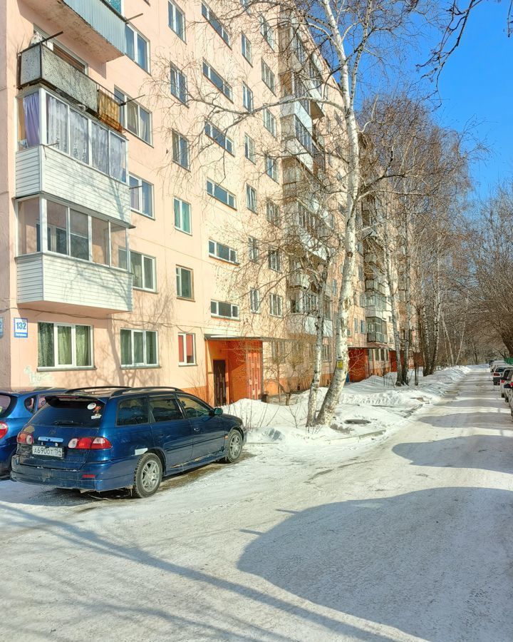 квартира г Новосибирск р-н Кировский ул Петухова 132 фото 16