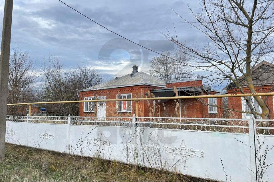 дом г Адыгейск аул Гатлукай городской округ Адыгейск, улица Даута Нехая, 24 фото 1