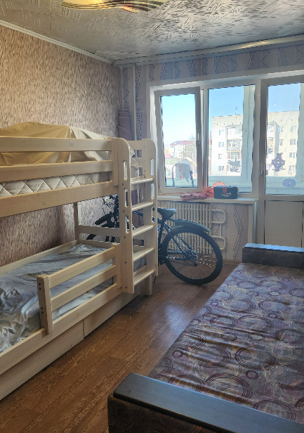 квартира г Брянск рп Радица-Крыловка Бежицкий район ул Молодой Гвардии 58/1 фото 1