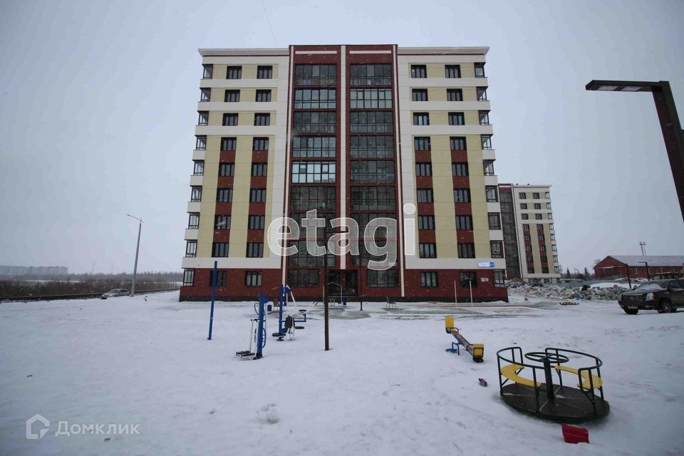 квартира г Новый Уренгой ул Имени В.Я.Петуха 3/2 городской округ Новый Уренгой фото 2