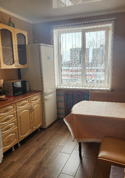 квартира г Брянск р-н Володарский ул Есенина 8 фото 1