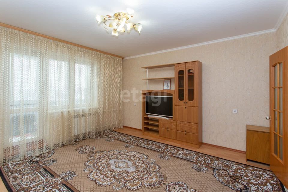 квартира г Тобольск мкр 4 36 Тобольский район фото 3