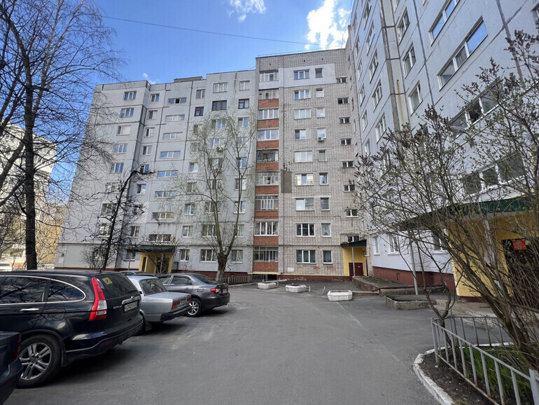 квартира г Брянск р-н Советский ул Ромашина 38/1 фото 2