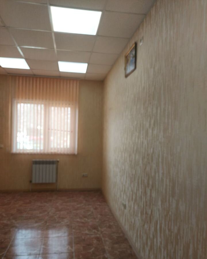 офис г Батайск ул Луначарского 102 фото 4