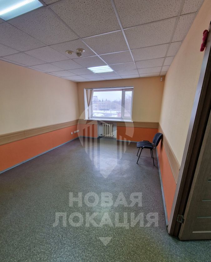 офис г Омск р-н Центральный ул Булатова 100 фото 4