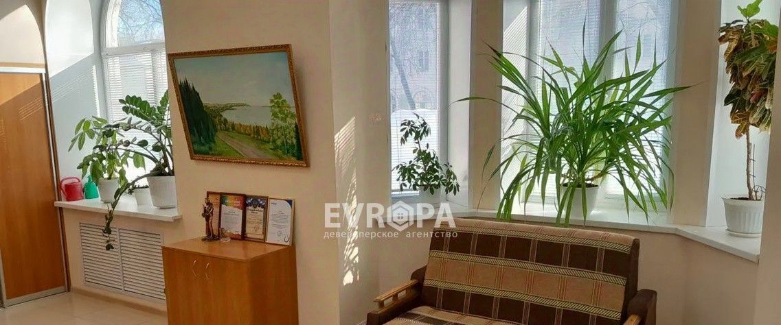 офис г Ульяновск р-н Засвияжский ул Горького 1 фото 5