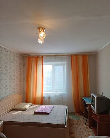 комната ул Кантемирова 13в 2-й мкр-н фото