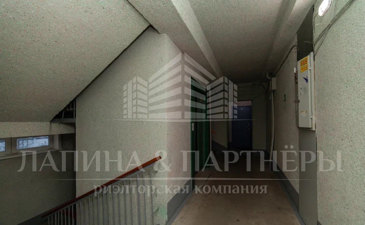 квартира г Новокузнецк р-н Новоильинский ул Звездова 58 фото 23