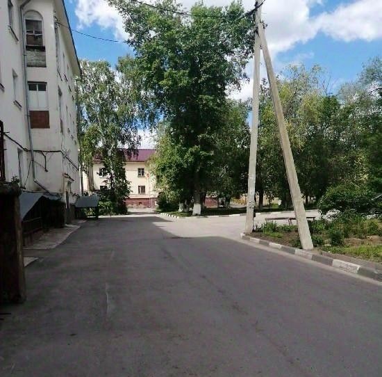 квартира г Тольятти р-н Комсомольский ул Коммунистическая 63 фото 3