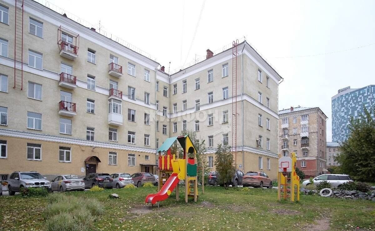 квартира г Новосибирск ул Сибиряков-Гвардейцев 11 Площадь Маркса фото 3
