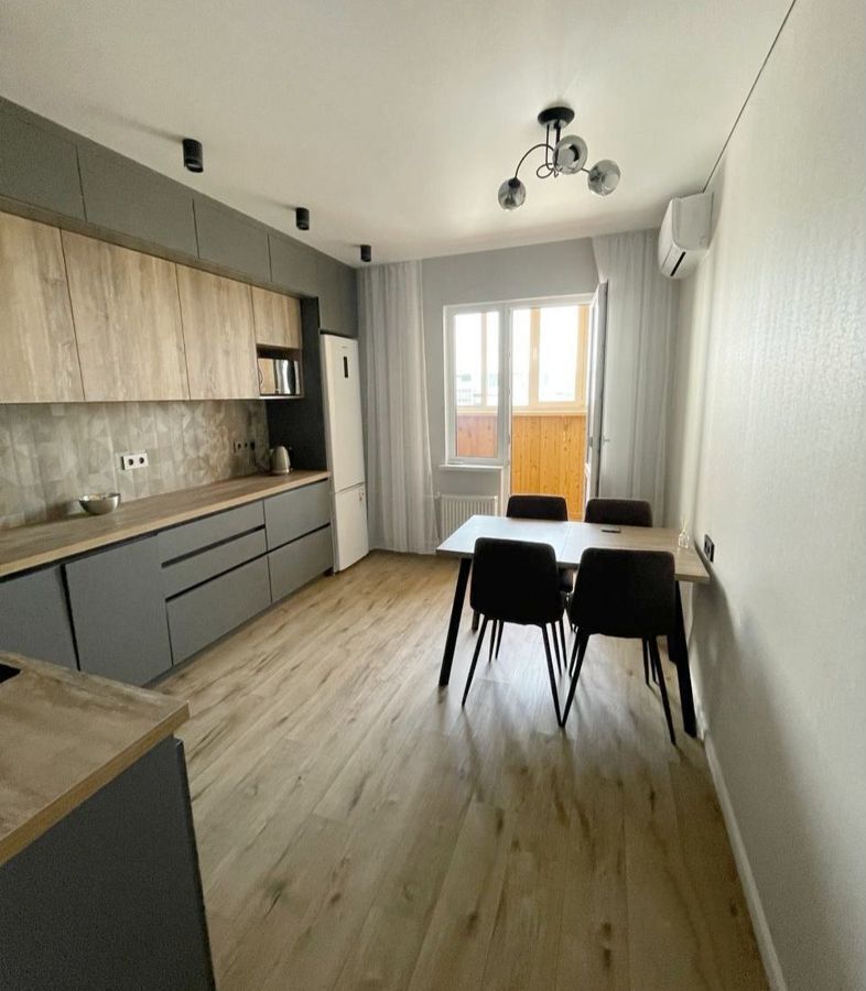 квартира г Оренбург р-н Дзержинский ул Терешковой 134а фото 1