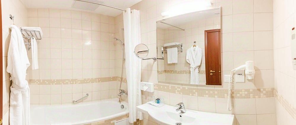 комната г Казань метро Площадь Тукая ул Петербургская 11 фото 5