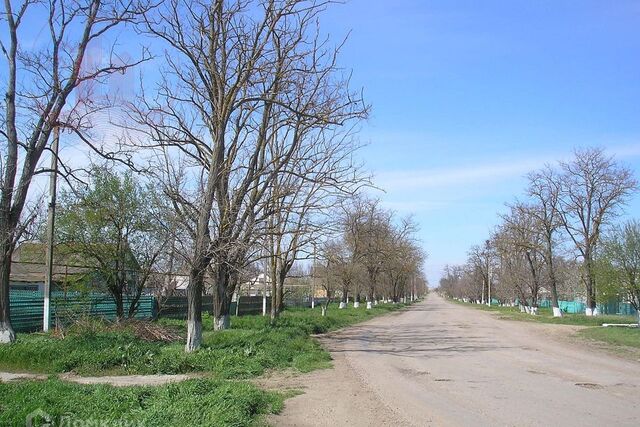 земля посёлок городского типа Красногвардейское фото
