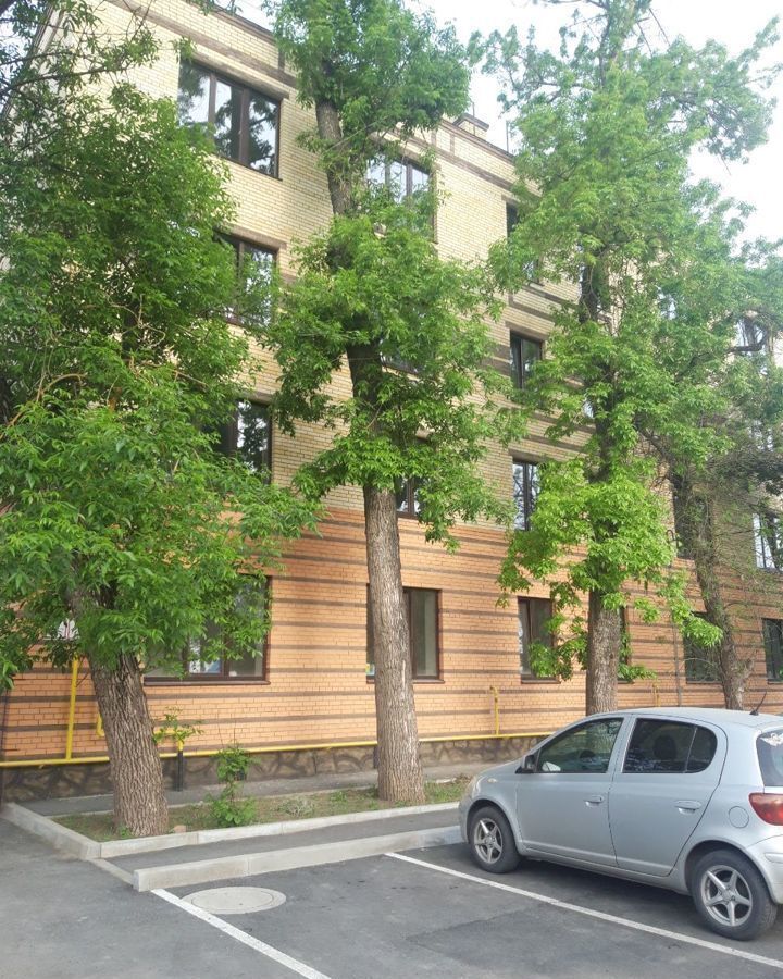 квартира г Таганрог Западный ул Калинина 4а фото 1