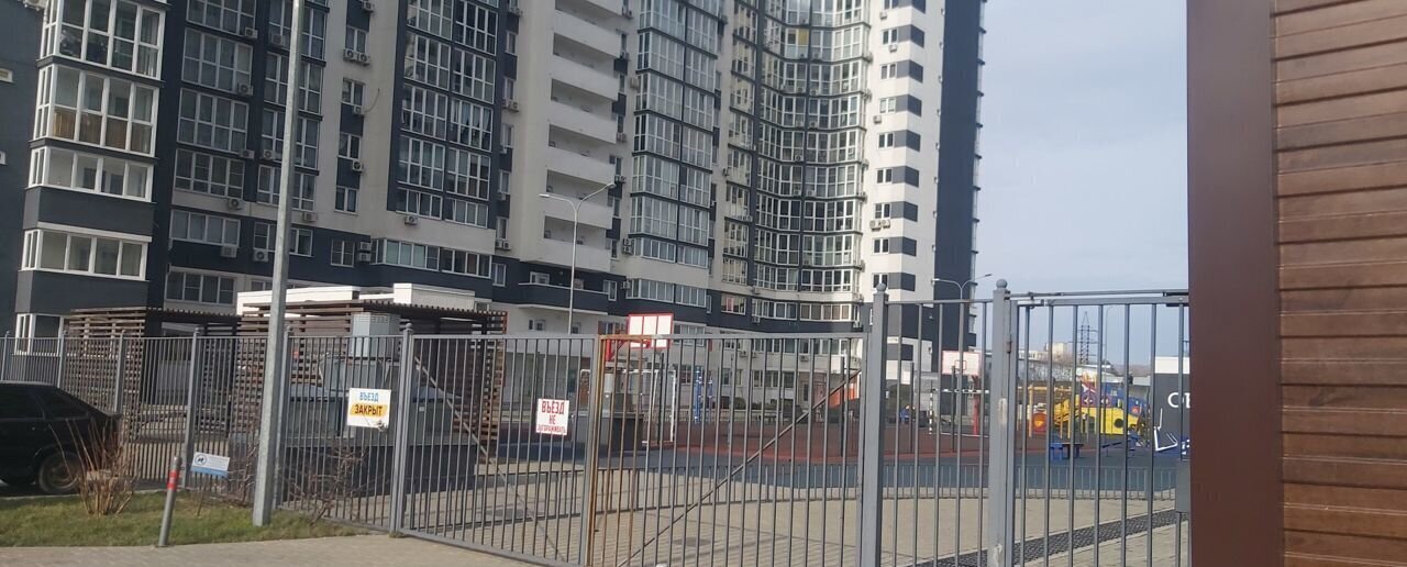квартира г Новороссийск р-н Центральный ул Куникова 55к/2 фото 3