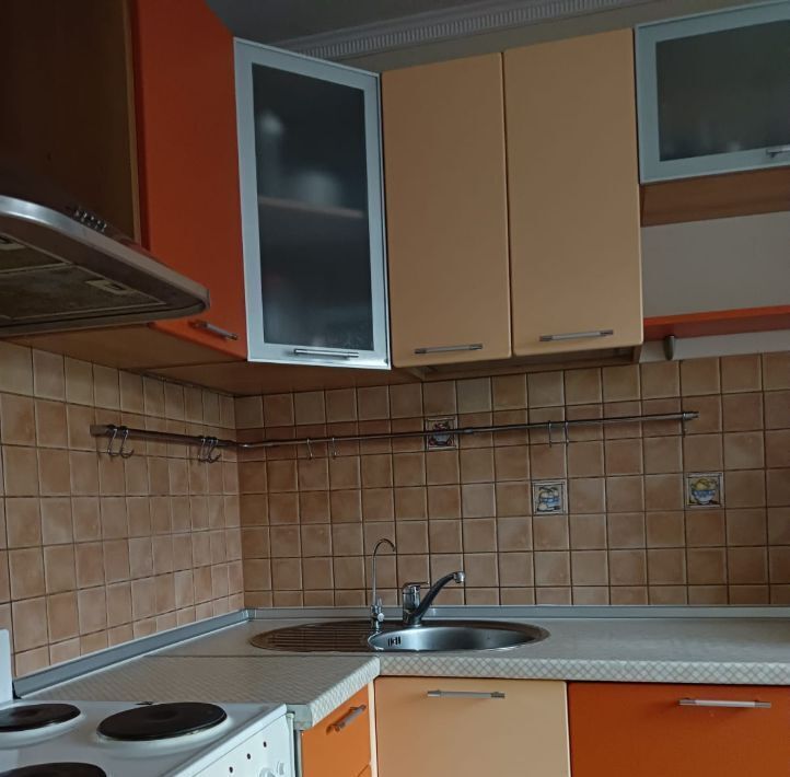 квартира г Челябинск р-н Калининский ул 40-летия Победы 36а фото 8