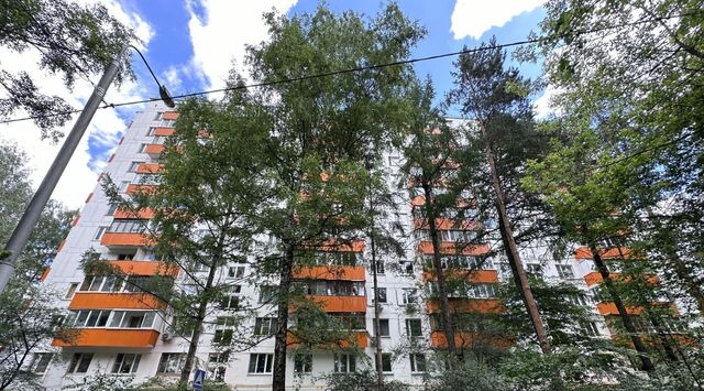 метро Сходненская б-р Яна Райниса 28к/2 фото