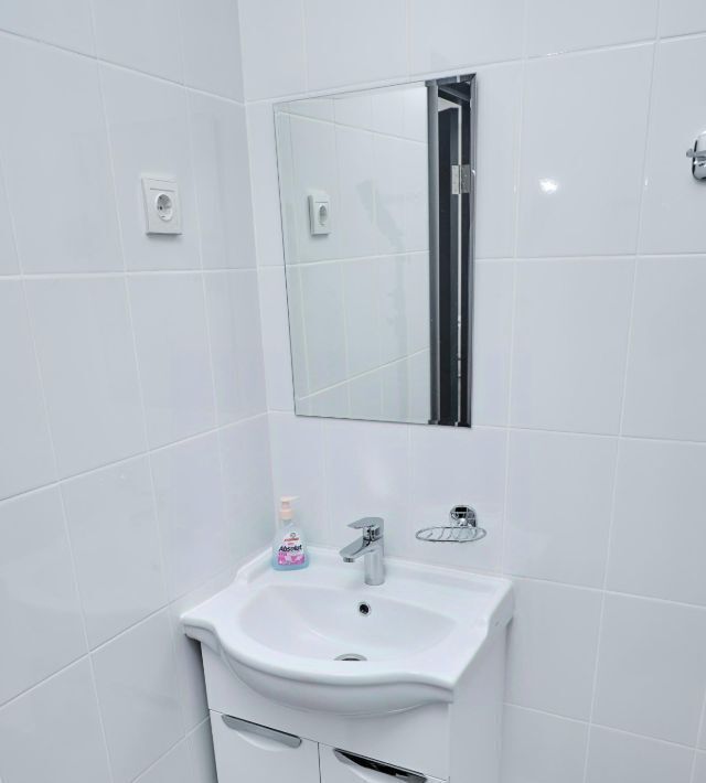 комната г Барнаул р-н Центральный ул Партизанская 243 фото 2