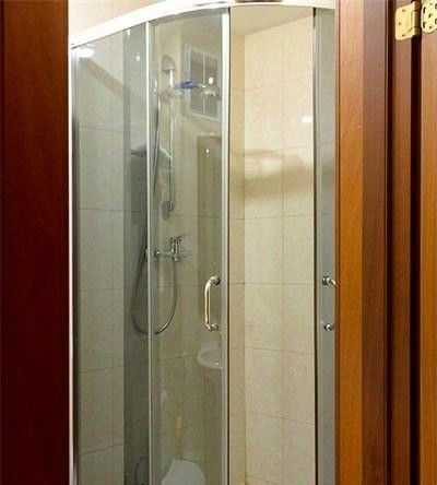 комната г Иркутск р-н Октябрьский ул Ржанова 43 фото 7