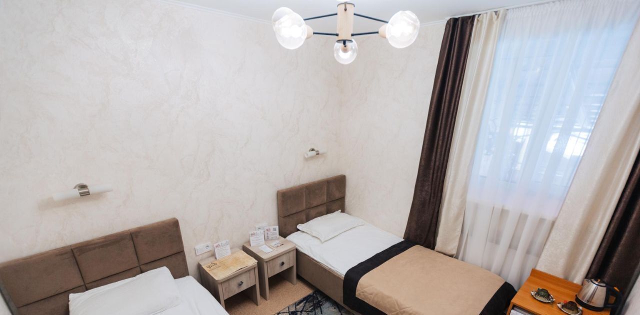 комната г Барнаул р-н Центральный ул Тюменская 1а фото 2