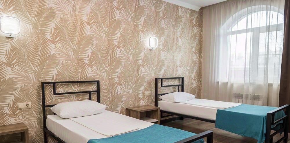 комната г Барнаул р-н Железнодорожный ул Матросова 216 фото 1