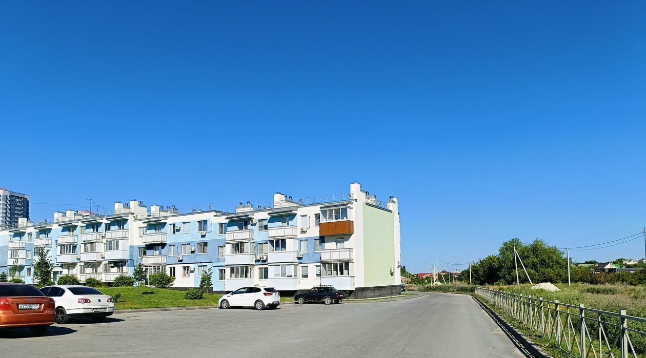 дом г Волгоград р-н Советский ул им. Джамбула Джабаева 2/181 фото 26