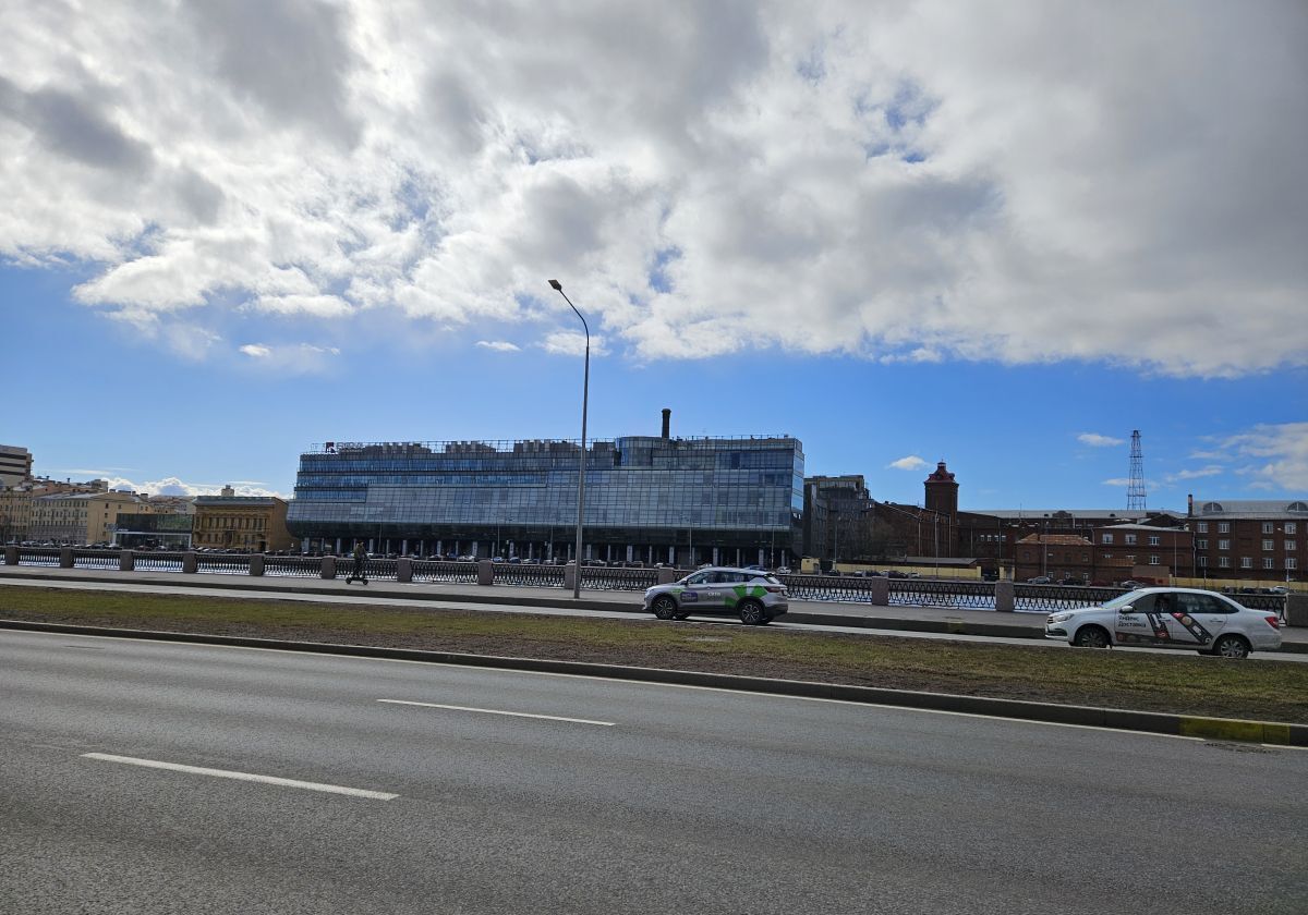 свободного назначения г Санкт-Петербург метро Выборгская наб Пироговская 17 фото 2