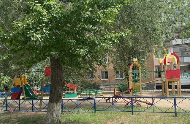 квартира г Волгоград р-н Красноармейский пр-кт Канатчиков 22 фото 2