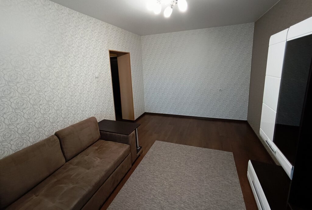 квартира г Саратов р-н Волжский ул Соколовогорская 24а фото 3
