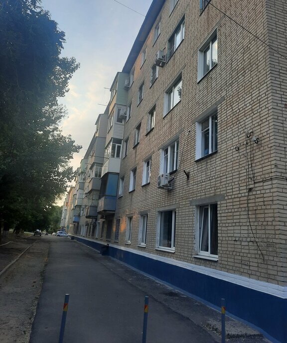 квартира г Каменск-Шахтинский ул Красная 9 фото 2