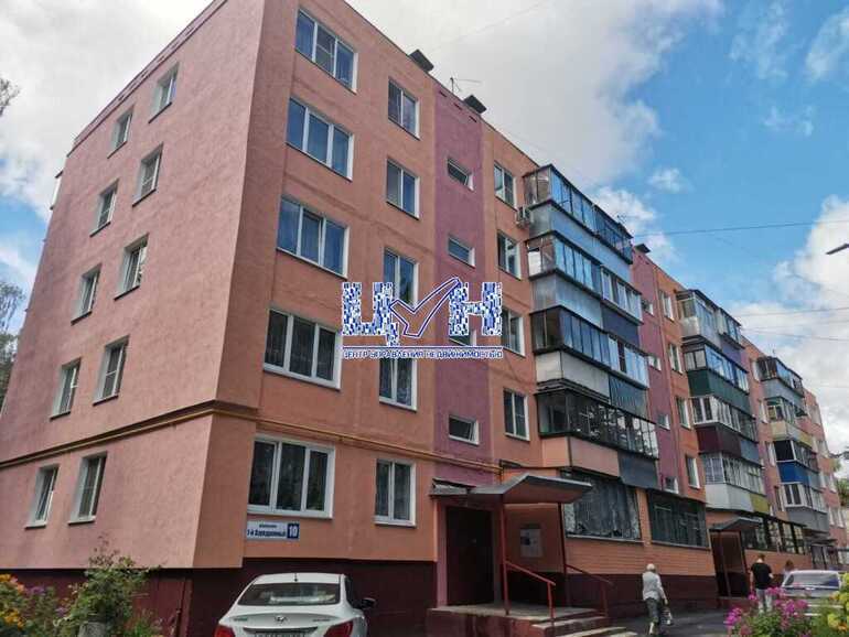 квартира г Курск р-н Центральный пер Аэродромный 1-й 10 фото 1