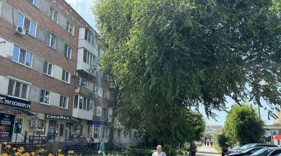 торговое помещение г Энгельс ул Волоха 5 фото 2