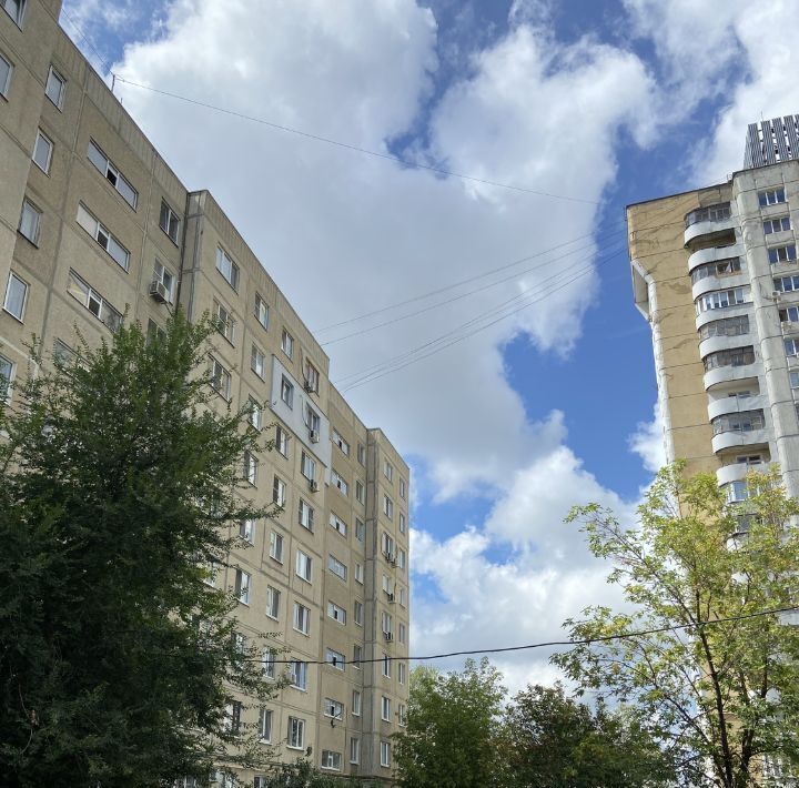 квартира г Саратов р-н Ленинский ул им Тархова С.Ф. 3 фото 3
