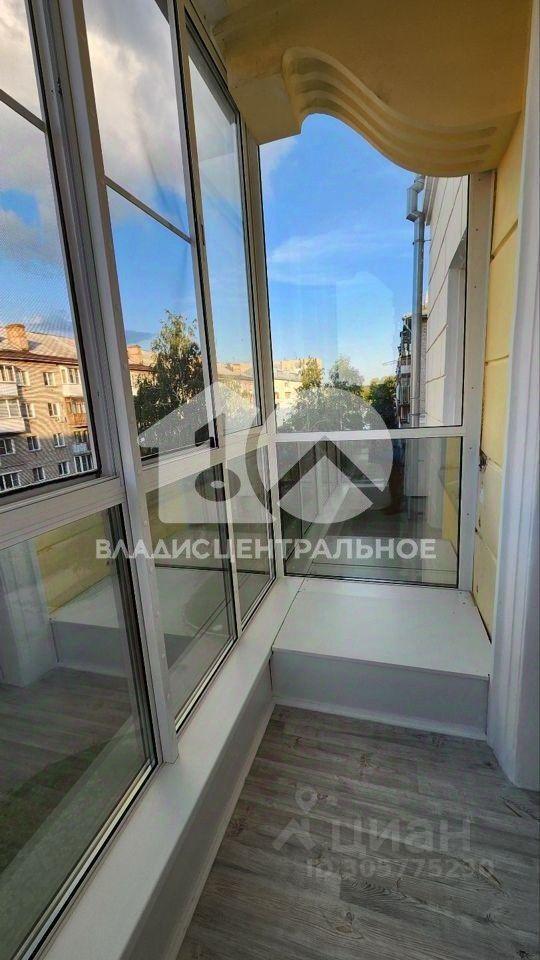 квартира г Новосибирск р-н Дзержинский ул Авиастроителей 6 фото 2