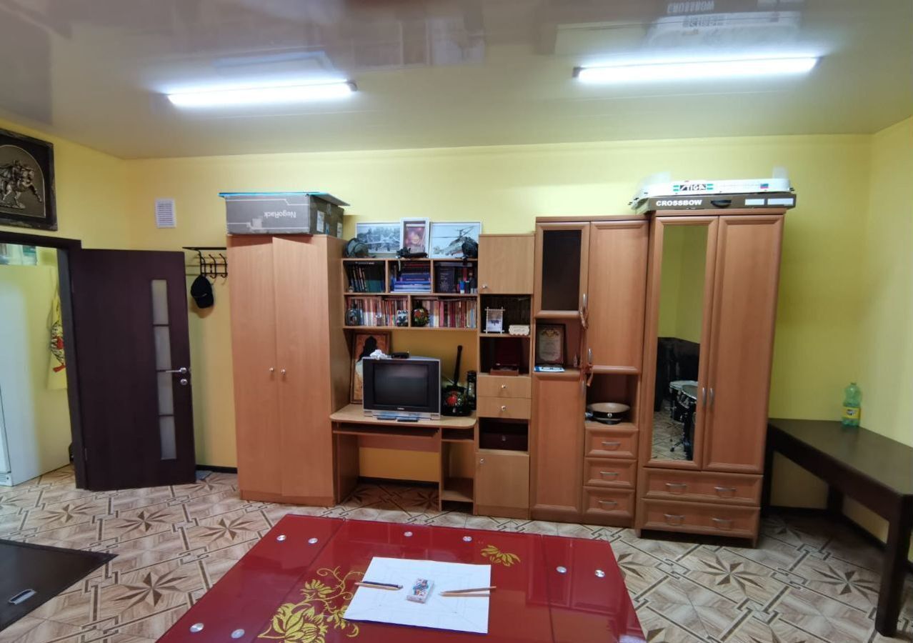 гараж р-н Ейский г Ейск ул К.Либкнехта 210 фото 6