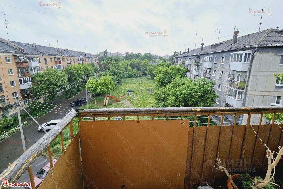 квартира г Екатеринбург р-н Орджоникидзевский пр-кт Космонавтов 45а фото 12