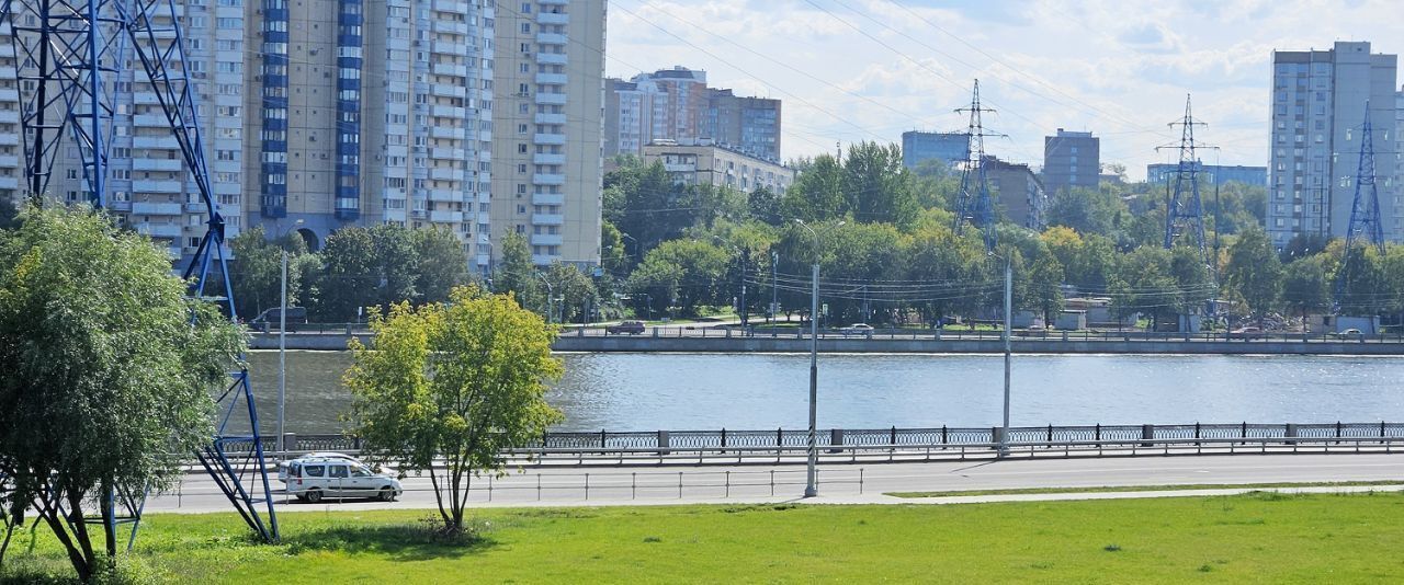 квартира г Москва метро Технопарк пр-кт Лихачёва 22 фото 4