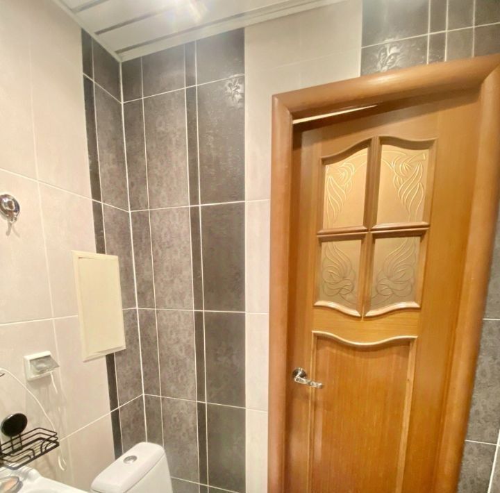 квартира г Волгоград р-н Кировский ул им. Курчатова 8 фото 21