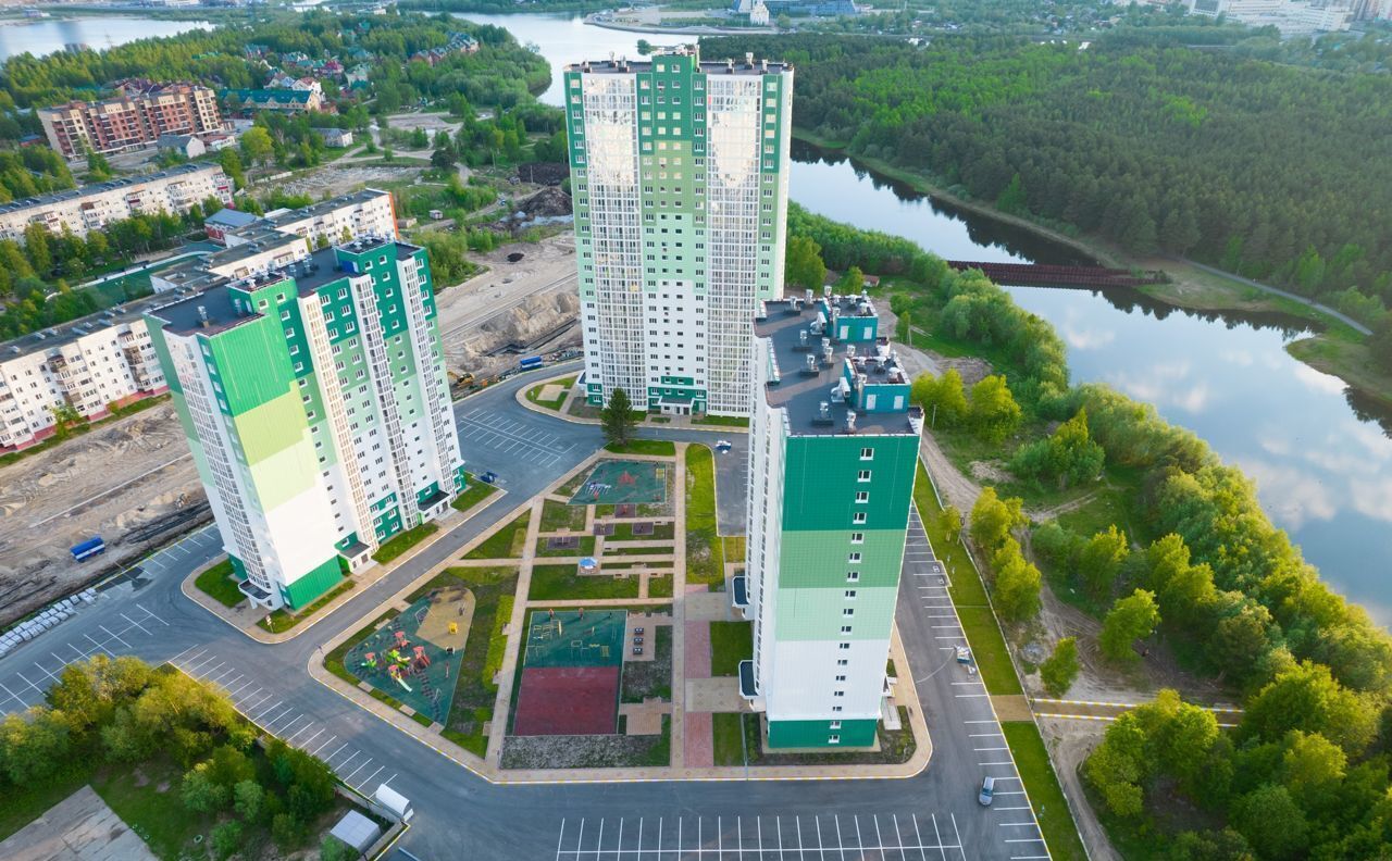 квартира г Сургут р-н Восточный наб Ивана Кайдалова 18 фото 4