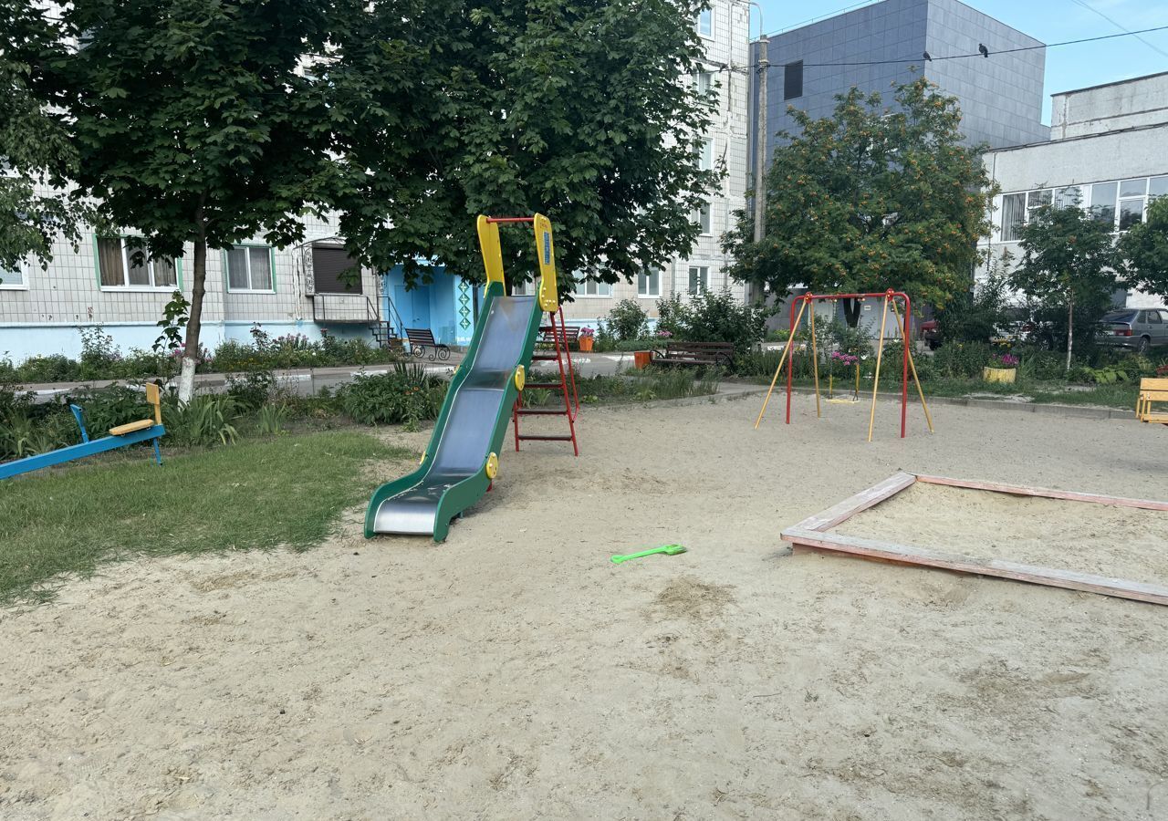 квартира г Белгород Западный ул Губкина 44а фото 16