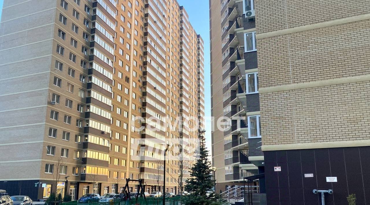 квартира г Краснодар р-н Прикубанский ул Домбайская 55к/2 фото 1