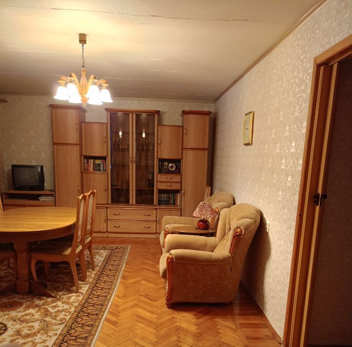 квартира г Тольятти р-н Центральный ул Гидростроевская 20 фото 2