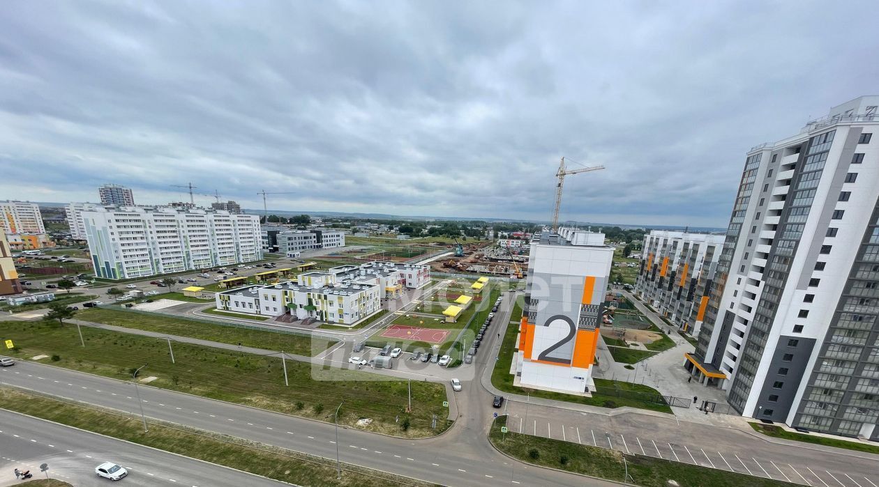квартира г Набережные Челны р-н Автозаводский пр-кт Яшьлек 8г фото 12