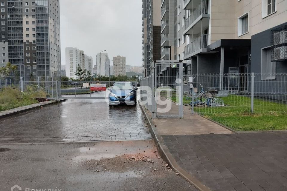 квартира г Красноярск р-н Свердловский ул Свердловская 6и городской округ Красноярск фото 1