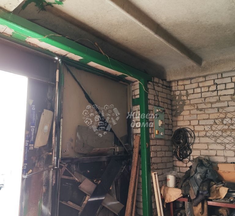 гараж г Волгоград р-н Советский ул им. Качуевской 35 фото 4