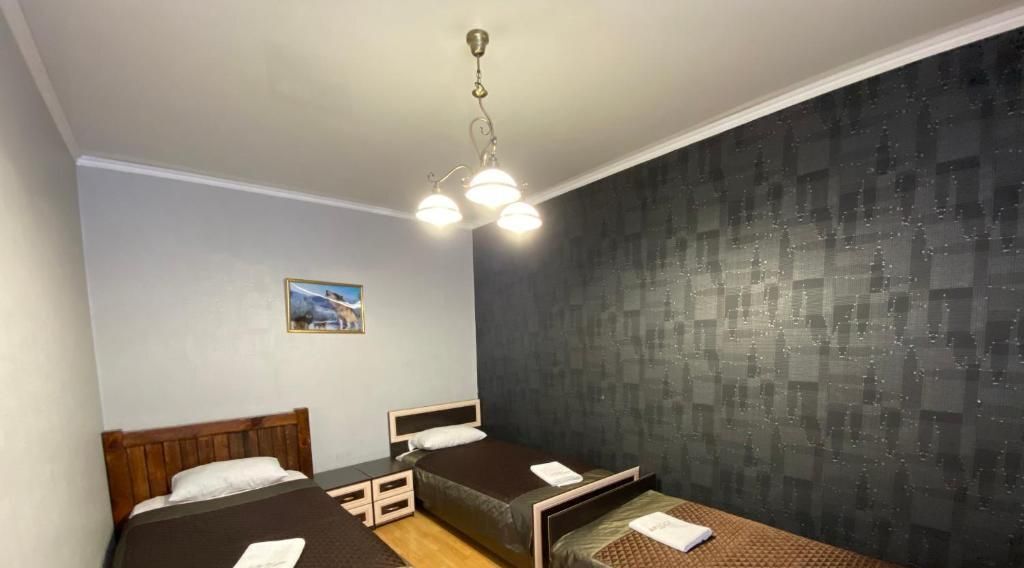 комната г Тольятти р-н Комсомольский ул Куйбышева 50 фото 1
