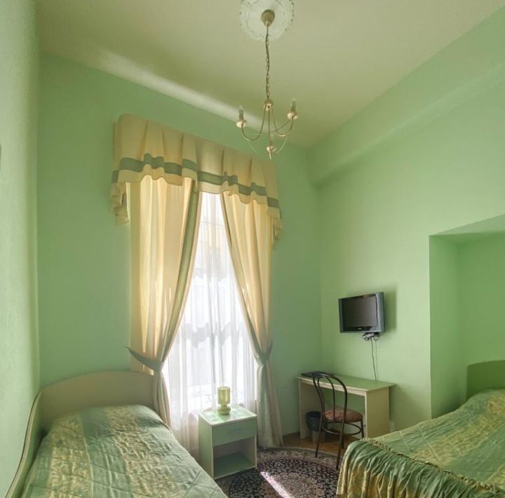 комната г Санкт-Петербург метро Маяковская пр-кт Невский 53 фото 1